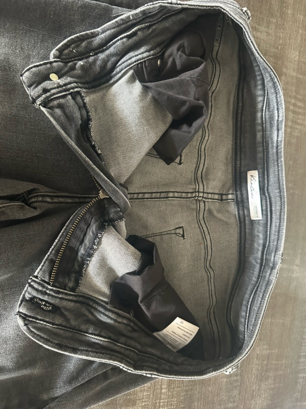 Maurices Gray Cropped Raw-Hem Skinny Jeans - Picture 3 of 3